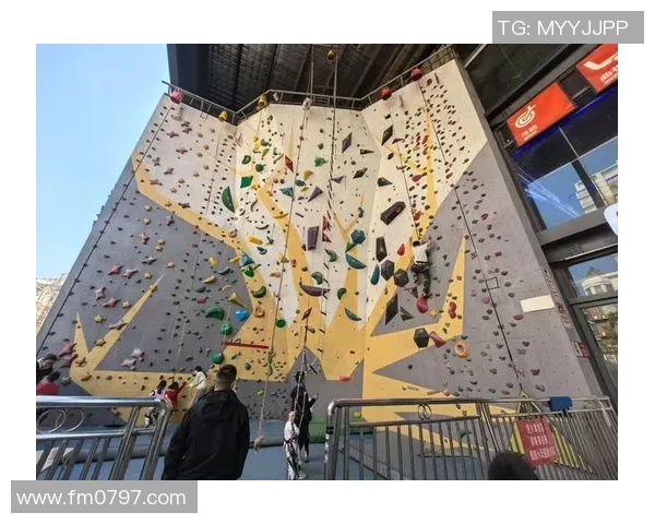 热议攀岩:深圳攀岩队的实力变革 热议攀岩:深圳攀岩队的实力变革